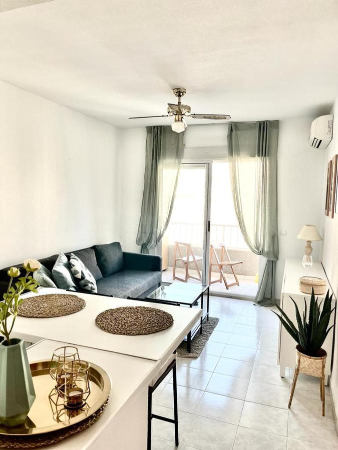 Appartement Apatrament Torrevieja Extérieur photo